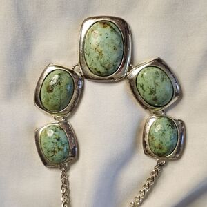 Silver and Green Stone Women's Necklace